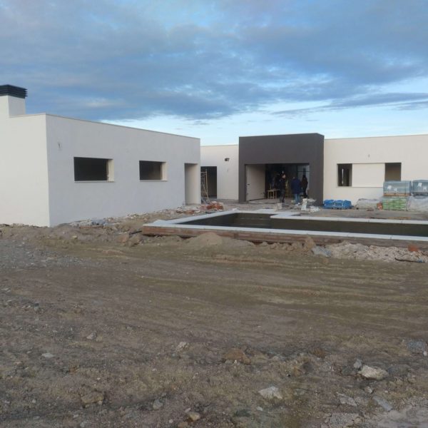 Jardines | Ajardinar | Poda | Jardineria | Diseño jardín | Desbrozar | Sistema Riego | Césped | Césped artificial | Mantenimiento jardín | Tala | Construcción jardines | Palmeras | Setos | Jardín ecológico | Jardín sostenible | Jardín vertical | Toledo | Madrid | Ciudad Real