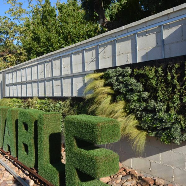 Jardines | Ajardinar | Poda | Jardineria | Diseño jardín | Desbrozar | Sistema Riego | Césped | Césped artificial | Mantenimiento jardín | Tala | Construcción jardines | Palmeras | Setos | Jardín ecológico | Jardín sostenible | Jardín vertical | Toledo | Madrid | Ciudad Real