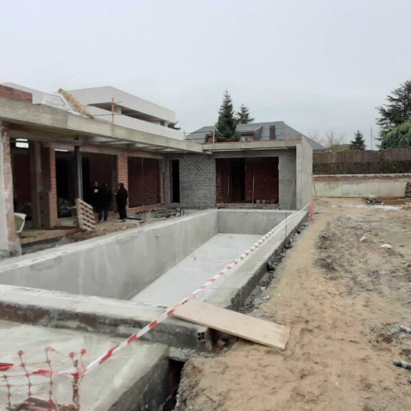 jardin-moraleja-1 Jardines | Ajardinar | Poda | Jardineria | Diseño jardín | Desbrozar | Sistema Riego | Césped | Césped artificial | Mantenimiento jardín | Tala | Construcción jardines | Palmeras | Setos | Jardín ecológico | Jardín sostenible | Jardín vertical | Toledo | Madrid | Ciudad Real