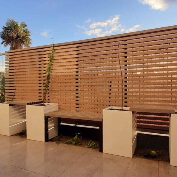 Jardinable-Jardan-Granado_7 Jardines | Ajardinar | Poda | Jardineria | Diseño jardín | Desbrozar | Sistema Riego | Césped | Césped artificial | Mantenimiento jardín | Tala | Construcción jardines | Palmeras | Setos | Jardín ecológico | Jardín sostenible | Jardín vertical | Toledo | Madrid | Ciudad Real