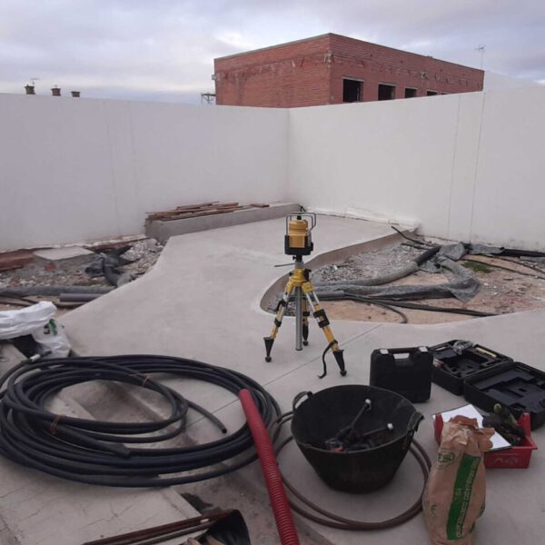 Torrijos | Toledo | Ajardinar | Poda | Jardineria | Diseño jardín | Desbrozar | Sistema Riego | Césped | Césped artificial | Mantenimiento jardín | Tala | Construcción jardines | Palmeras | Setos | Jardín ecológico | Jardín sostenible | Jardín vertical | Madrid | Ciudad Real