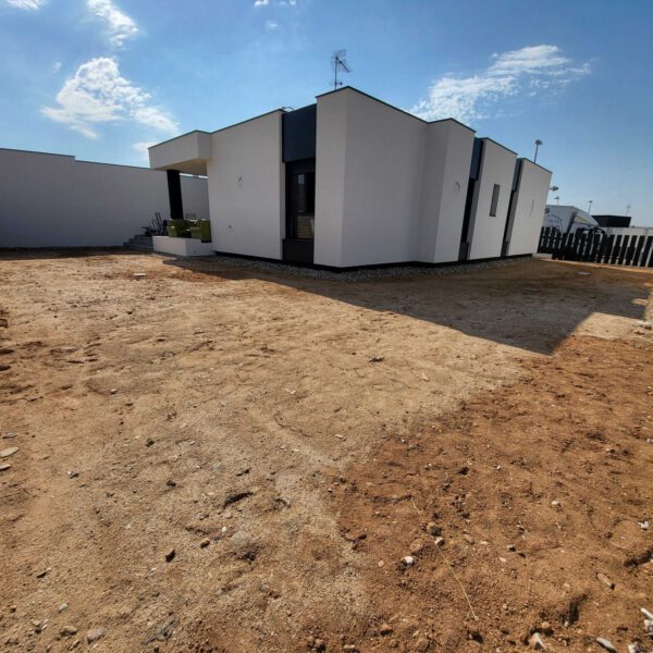 Diseño jardines 3D - Toledo - Ajardinar - Poda - Jardineria - Diseño jardín - Desbrozar - Sistema Riego - Césped - Césped artificial - Mantenimiento jardín - Construcción jardines - Palmeras - Setos - Jardín ecológico - Jardín sostenible - Jardín vertical - Madrid - Ciudad Real